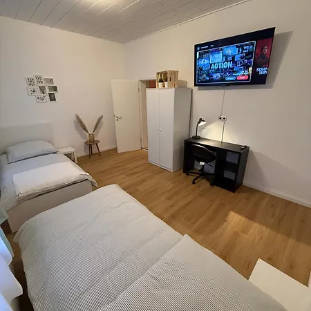 Appartement Zentral Gelegenes Am Hbf Bm30 *